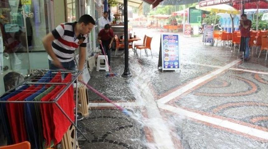 Edirne&rsquo;de Sağanak Yağmur
