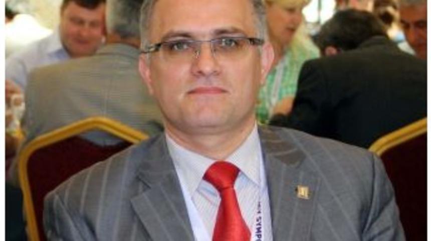 Sigara Bağımlılığı Gen&ccedil;lik D&ouml;neminde Başlıyor