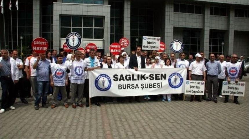 Sağlık &Ccedil;alışanlarına Saldırıyı Kınadılar