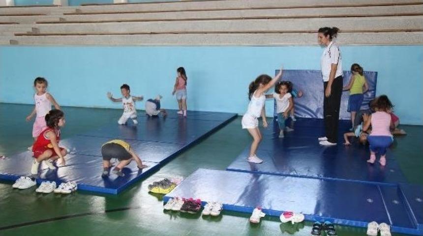 Yaz Spor Okulları Kayıtları Başlıyor