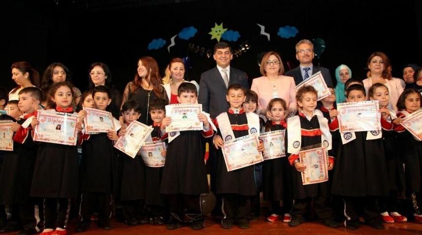 Anaokulu &Ouml;ğrencilerinin Mezuniyet T&ouml;reni