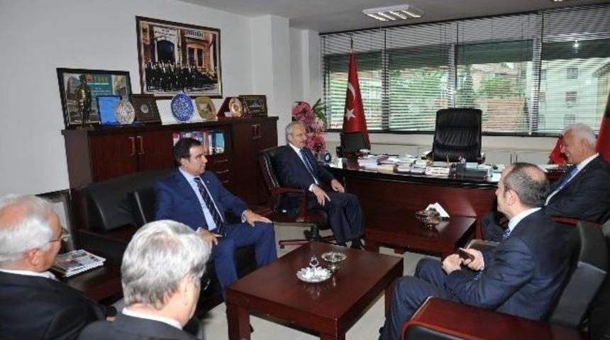 Kılı&ccedil;daroğlu, T&uuml;rkiye Emekliler Derneği&rsquo;ni Ziyaret Etti