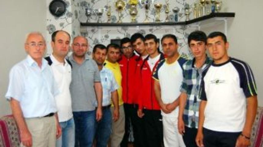 İşitme Engelli Basketbolcular T&uuml;rkiye Şampiyonası Yolcusu