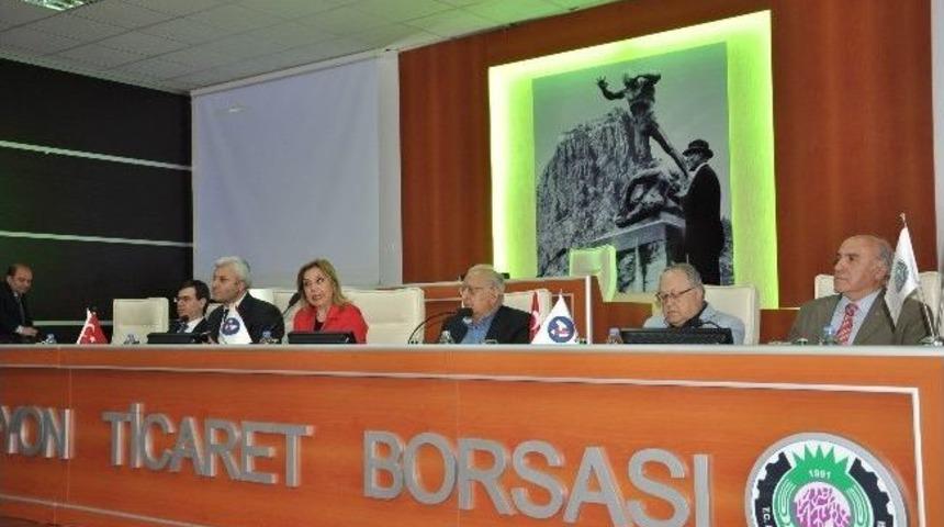 Pınar T&uuml;ren&ccedil;: "t&uuml;rkiye&rsquo;de Basın Bug&uuml;n &Ccedil;ok B&uuml;y&uuml;k Sancı İ&ccedil;erisinde"