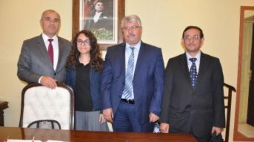 Felsefe Yarışması 4.s&uuml; &Ouml;ğrenci Sorgun Kaymakamı Kılı&ccedil;&rsquo;ı Ziyaret Etti