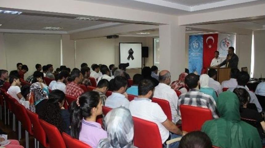 Şanlıurfa Gen&ccedil;lik Merkezi'nde Soma İ&ccedil;in Hatim Duası