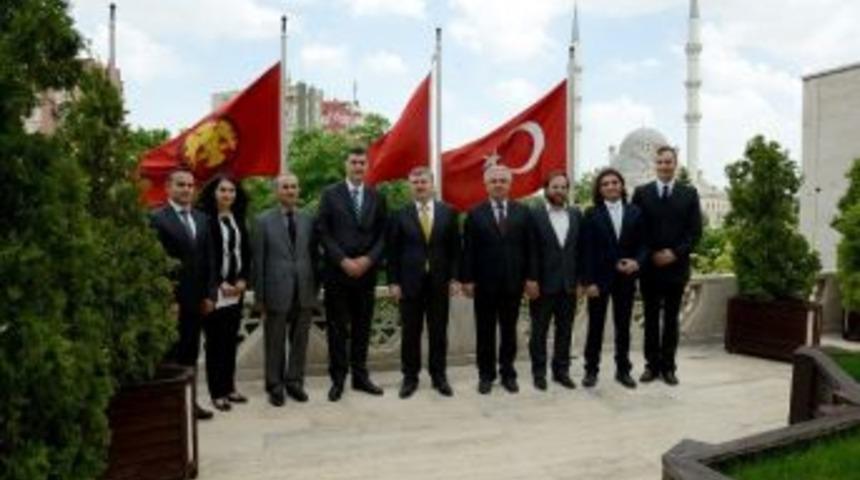 Konya, Bosna Hersek Halkının Yanında