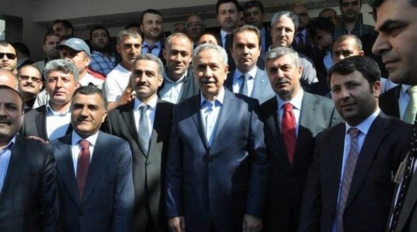 Başbakan Yardımcısı Arın&ccedil; Tatvan&rsquo;da