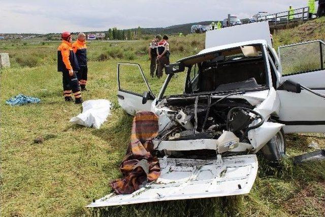 Kütahya'da Trafik Kazası: 1 Ölü, 5 Yaralı