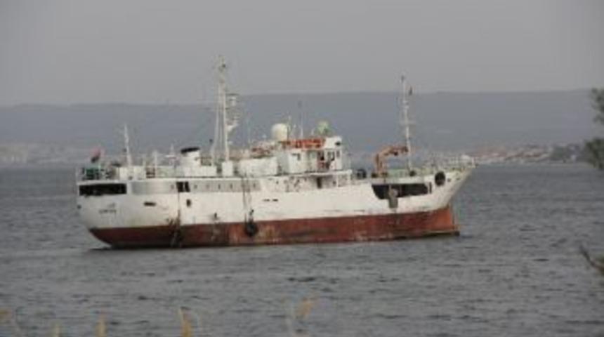 O Gemi Yoluna Devam Edecek