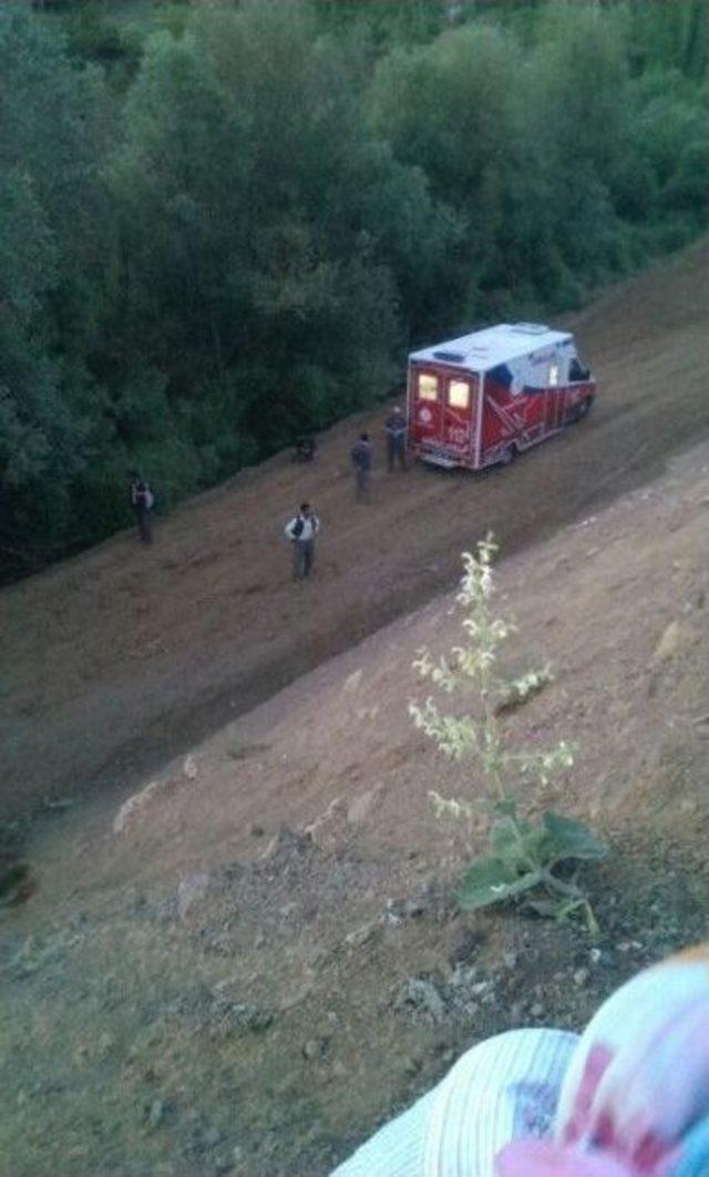 Adıyaman’da Ticari Araç Uçuruma Yuvarlandı: 4 Ölü, 5 Yaralı