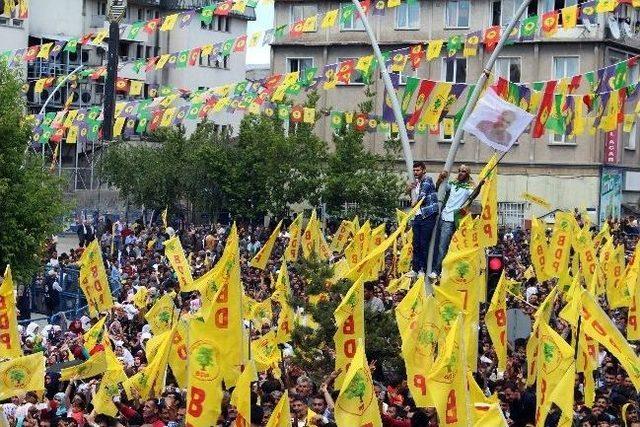 Bdp Ağrı’da Miting Yaptı