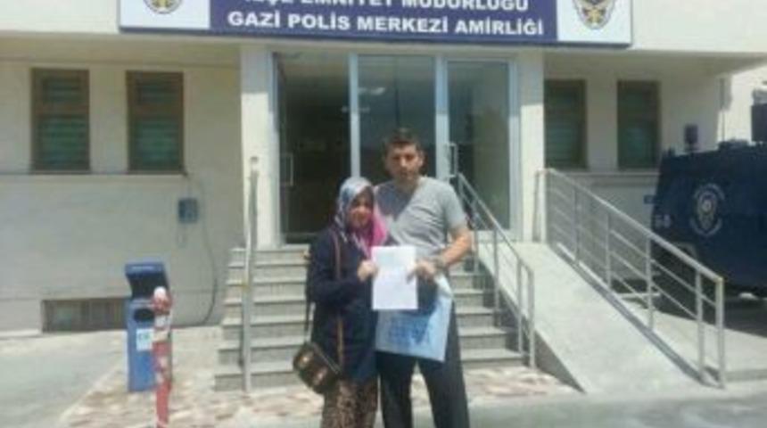 Bebekleri &Ouml;l&uuml; Doğan Aile Hastaneden Şikayet&ccedil;i Oldu