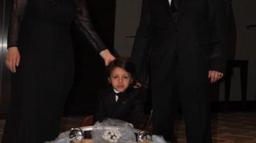 Vali Yardımcısı &Ouml;zcan&rsquo;ın Oğluna S&uuml;nnet D&uuml;ğ&uuml;n&uuml; Yapıldı