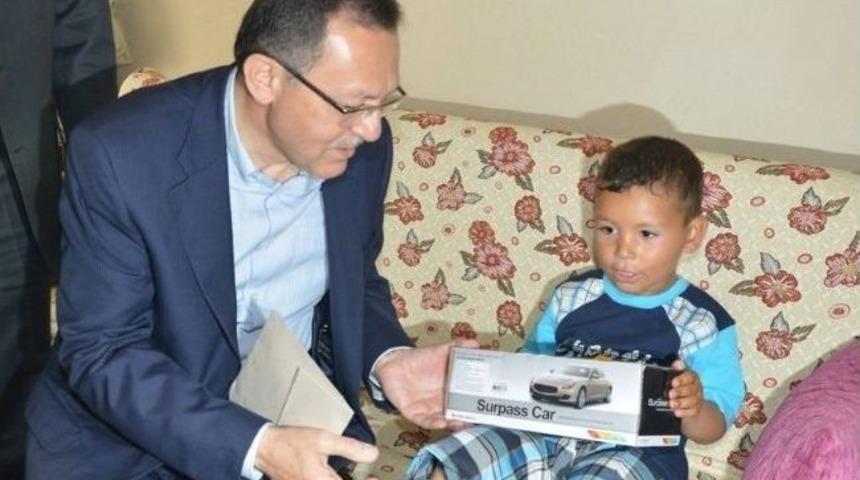 Balıkesir B&uuml;y&uuml;kşehir Belediyesi'nden Maden Şehitlerinin Ailelerine Yardım