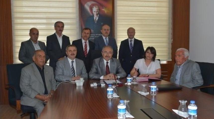 Kırklareli'de Hayırlı Hizmetler İ&ccedil;in Protokoller İmzalandı