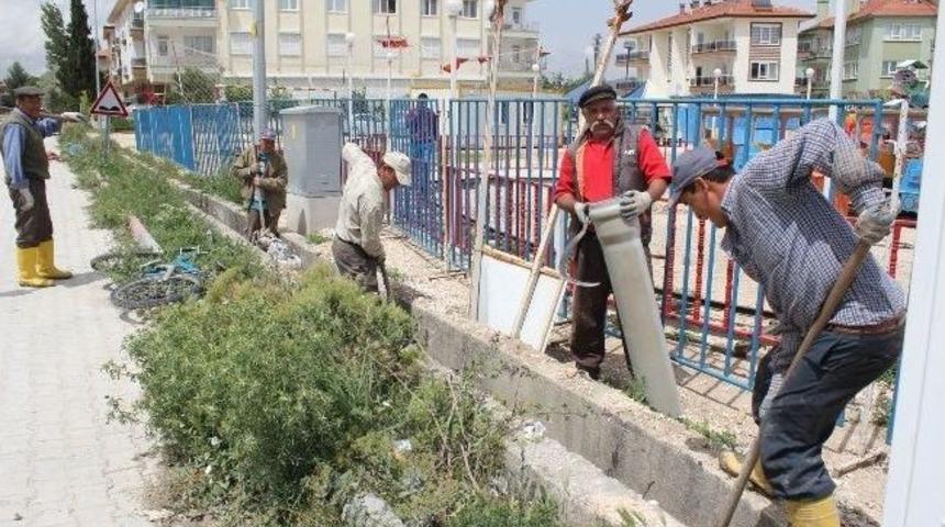 Sulama Kanallarında Temizlik &Ccedil;alışmaları Devam Ediyor