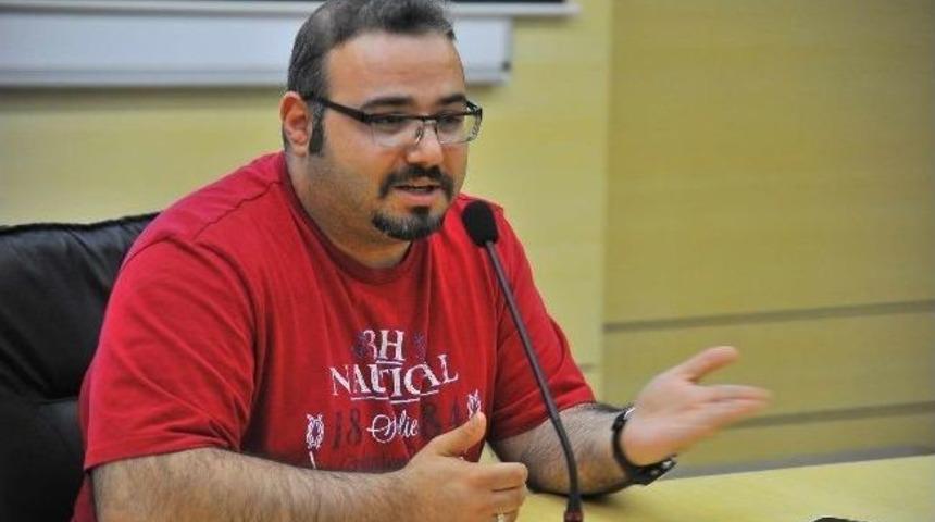 Senarist Sel&ccedil;uk Aydemir Sa&uuml;&rsquo;de S&ouml;yleşiye Katıldı