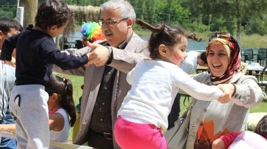 Koruyucu Aileler Bir Araya Geldi