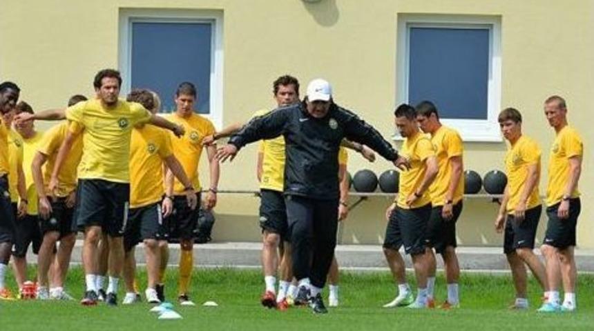 Yeşilova, 3 Yıllığına Saransk’ta