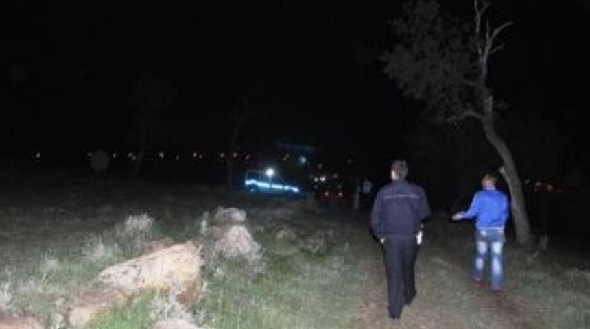 Dere Yatağına U&ccedil;an Motosikletli, Cep Telefonu Sayesinde Kurtuldu