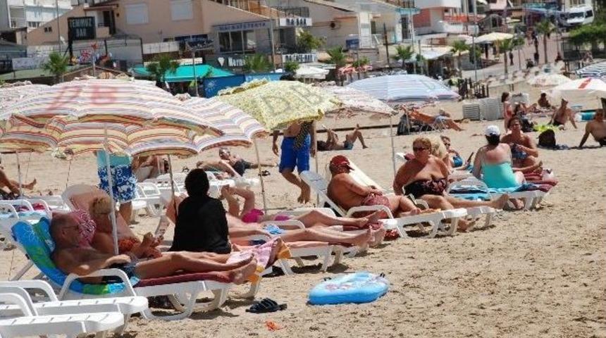 Altınkum&rsquo;da Deniz Keyfi Başladı