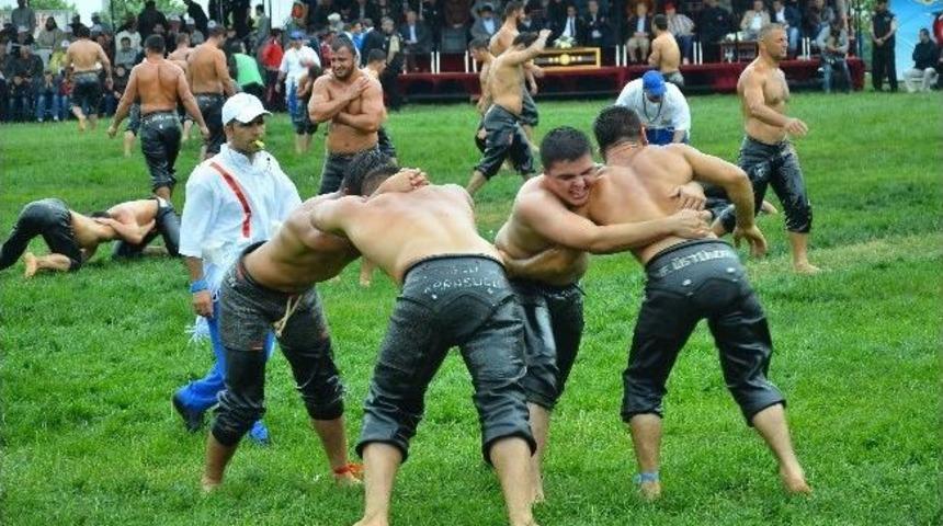 Sekapark Yağlı G&uuml;reşleri Başladı