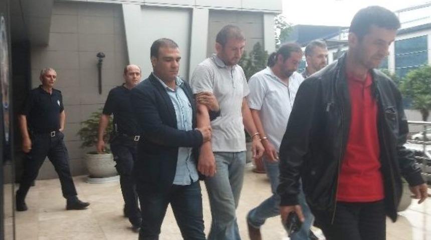 Gen&ccedil; Kadına &Ccedil;arpıp Ka&ccedil;tığı İddia Edilen S&uuml;r&uuml;c&uuml; Yakalandı