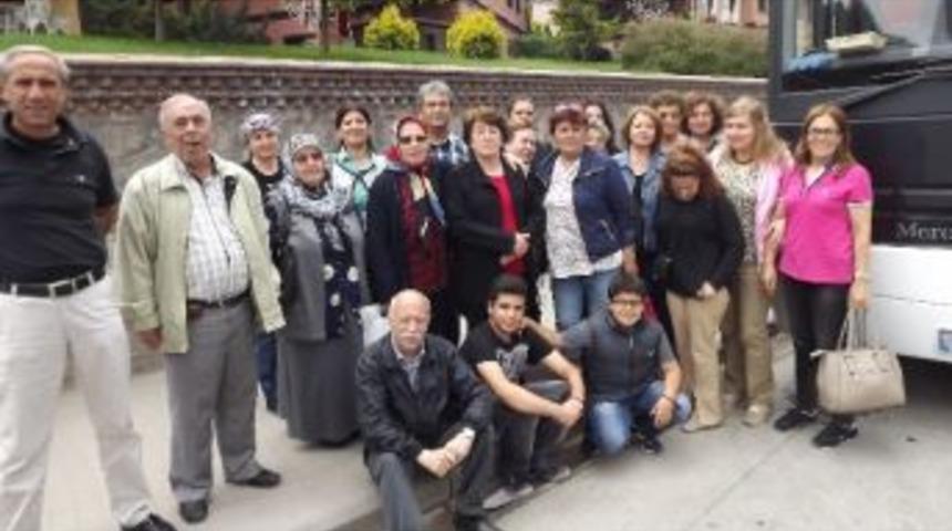 Antalya Emekli-sen &Uuml;yeleri Odunpazarı'nı Gezdi