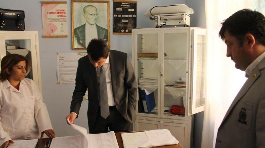 Bor&ccedil;ka Kaymakamı &Ouml;zt&uuml;rk'&uuml;n Incelemeleri