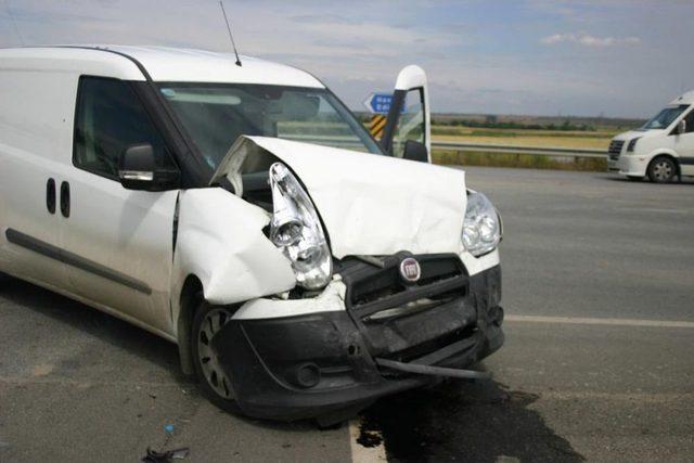 Edirne'de Trafik Kazası: 5 Yaralı