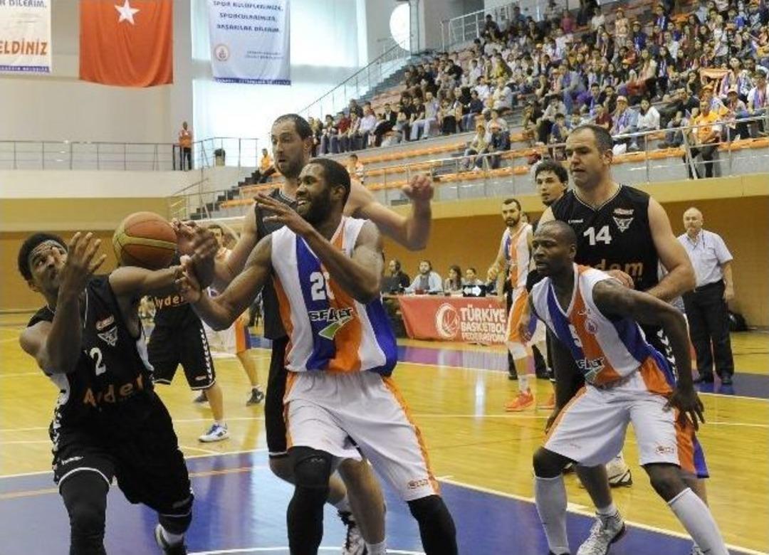 İstanbul B&uuml;y&uuml;kşehir Belediyespor Beko Basketbol Ligi&rsquo;nde