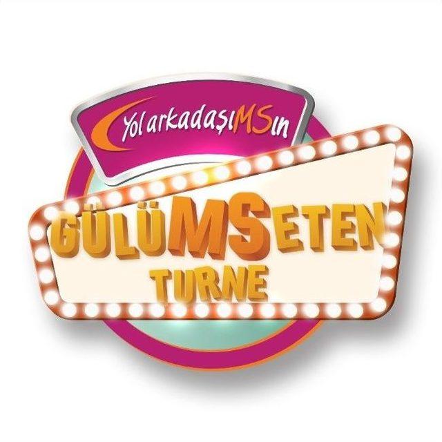 Gülümseten Turne İzmir’de