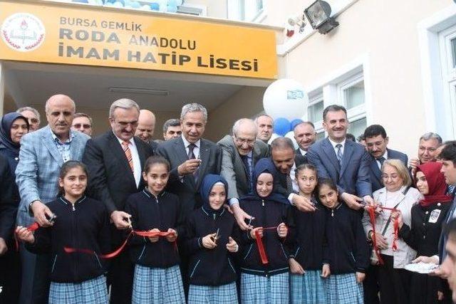 Başbakan Yardımcısı Arınç, Gemlik'te İmam Hatip Lisesi Açtı