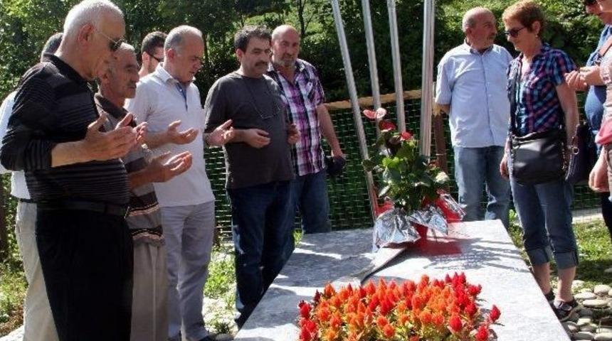 Metin Lokumcu &Ouml;l&uuml;m&uuml;n&uuml;n 3. Yıld&ouml;n&uuml;m&uuml;nde Anıldı