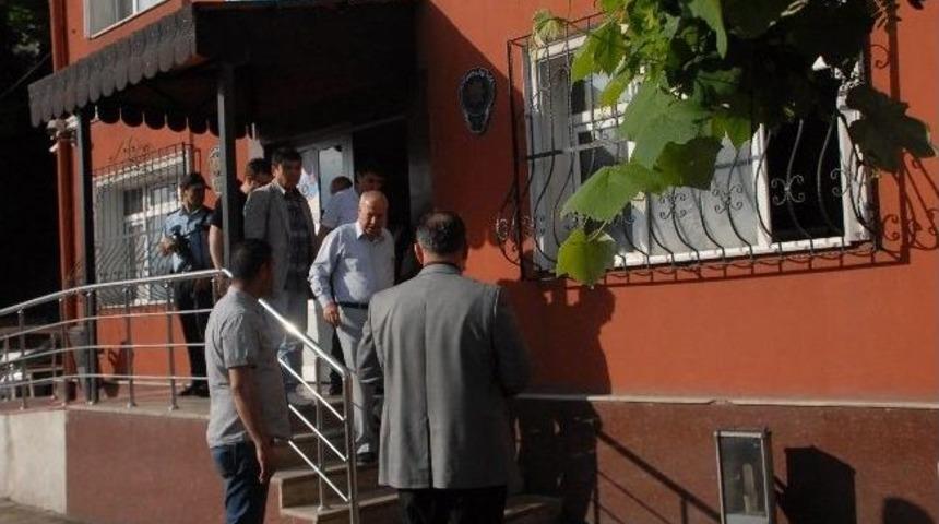 Belediye Başkanı Ve Meclis &Uuml;yelerinden Polise Telefon Şikayeti