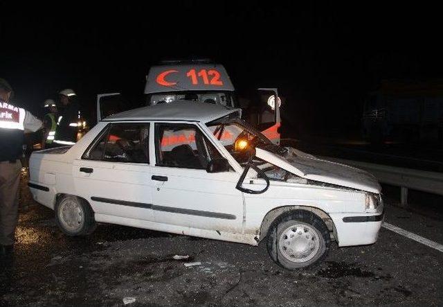 Ambulans İle Otomobil Çarpıştı: 6 Yaralı 1