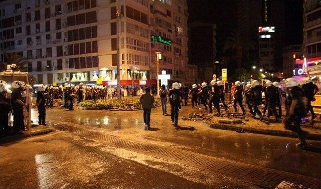 Gezi Olaylarının Yıldönümünde Yapılan Korsan Gösterilerde 60 Kişi Gözaltına Alındı
