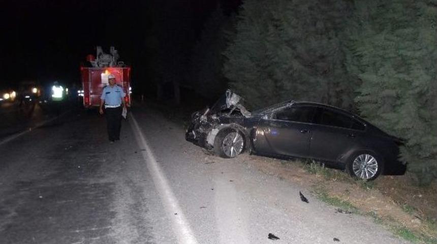 Yolda Ara&ccedil;lar Birbirine Girdi, Facia Ucuz Atlatıldı