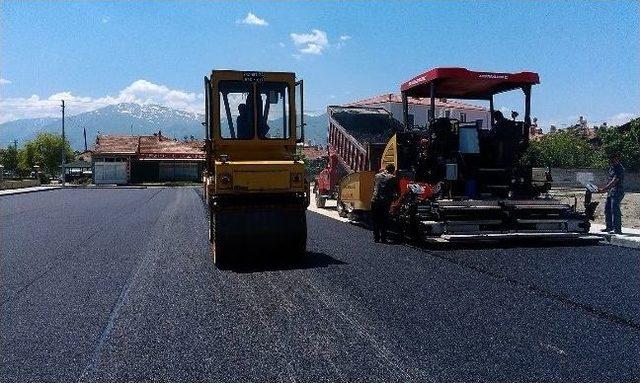 Erzincan Belediyesi’nin Asfalt Hamlesi Devam Ediyor