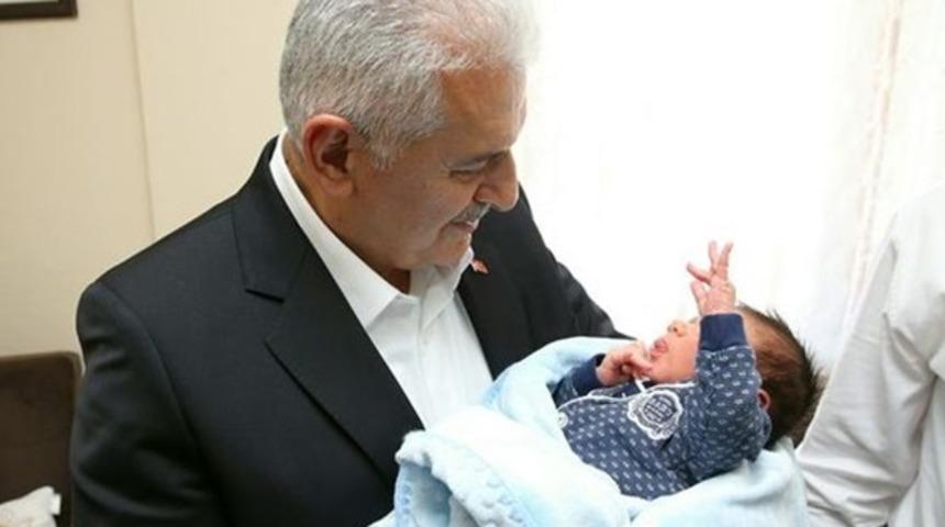 Binali Yıldırım, torununa şehidin adını verdi! Kahreden ayrıntı