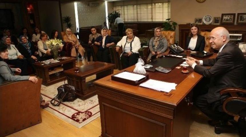 Sandıklı&rsquo;dan Yaşar&rsquo;a Selam Getirdiler