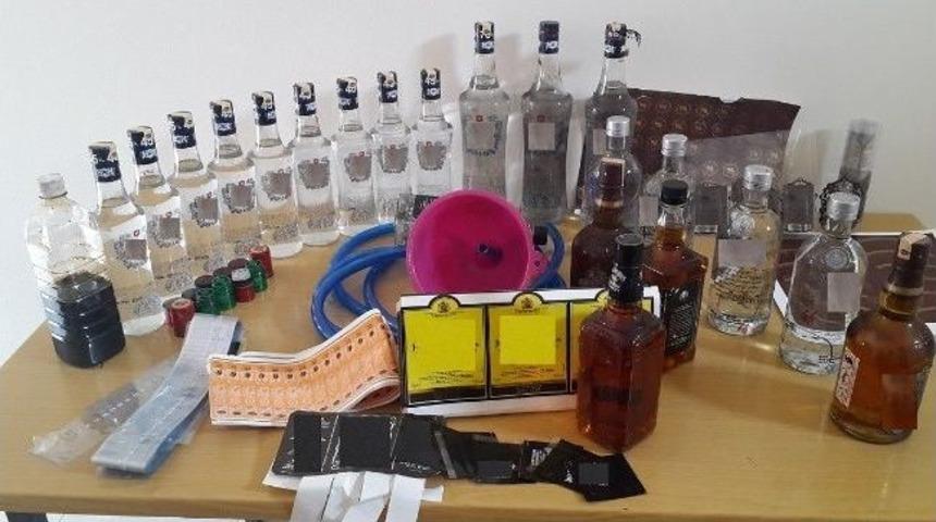 Adana'da Ka&ccedil;ak İ&ccedil;ki Ve Uyuşturucu Operasyonu