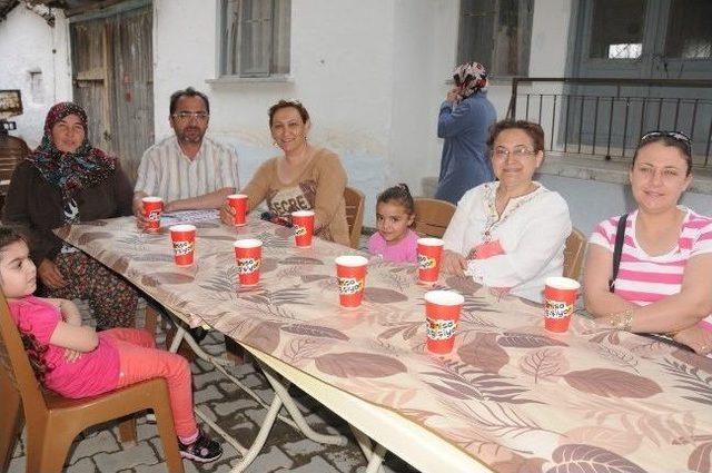 Manisa Büyükşehir Belediyesinden Hayır Yemeklerine Çorba Desteği