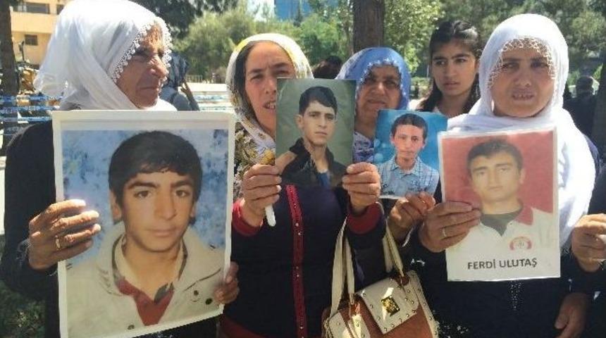 &Ccedil;ocukları İ&ccedil;in Eylem Yapan Ailelere Belediye Engeli