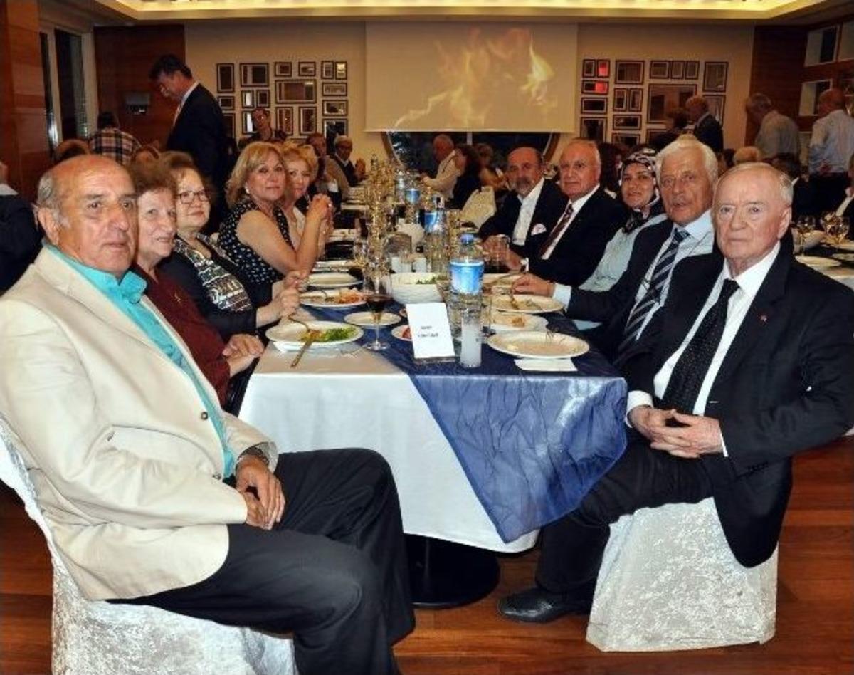 &Ccedil;elikelliler Balosu Yapıldı