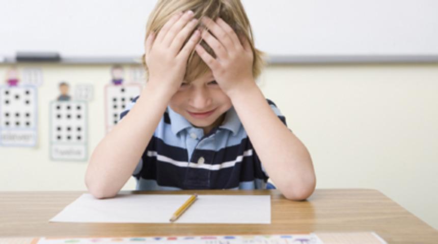 Sağlıksız beslenen &ccedil;ocukların okul başarısı da d&uuml;ş&uuml;yor