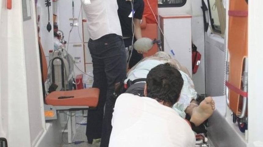 Koruma Aracı Kaza Yaptı: 1&rsquo;i Ağır 2 Polis Yaralı