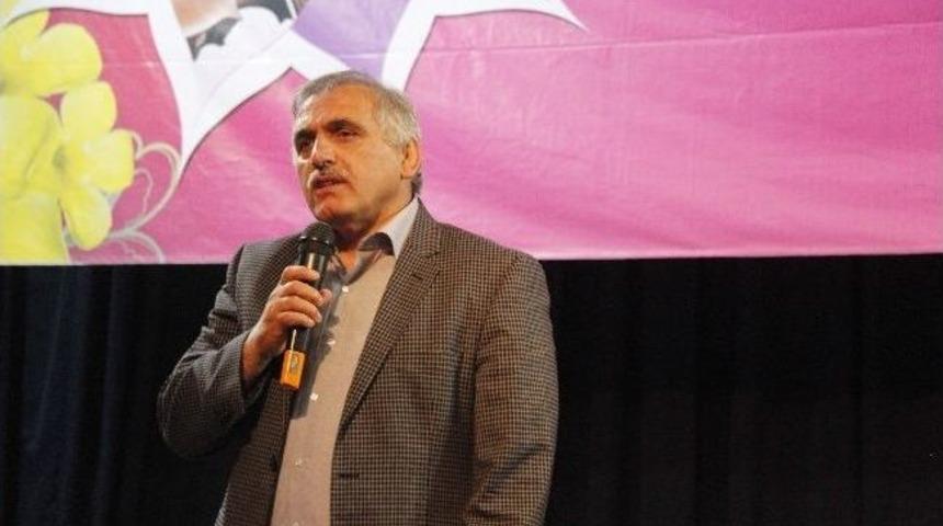 Hesmek&rsquo;te 387 Kursiyer Sertifika Aldı