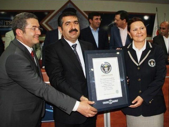 Bakan Yılmaz Okul Protokol&uuml; İmzaladı 1